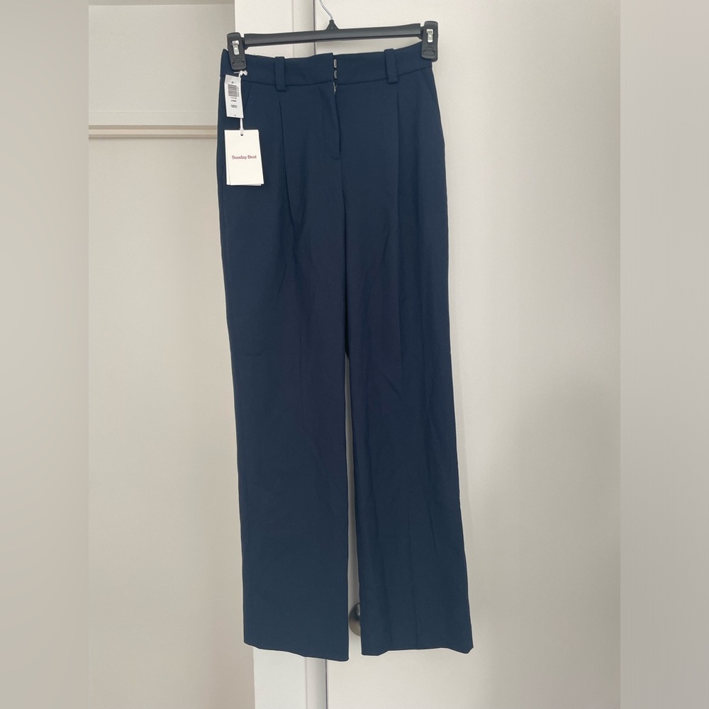 Aritzia Sunday Best Junie Pant Wide Leg, Navy blue, size 0, new with tag